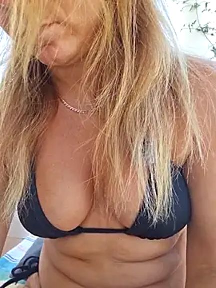 AngelaDesires