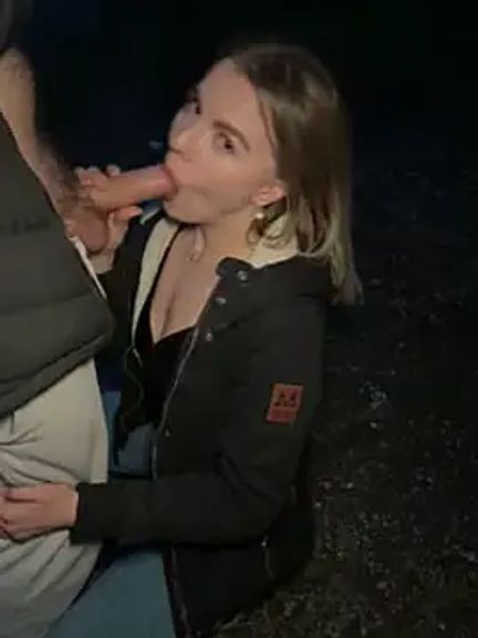 LaraBlond