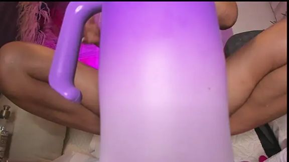 Amelia_LOV