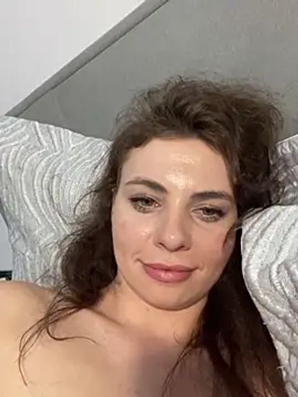 CurlyLara