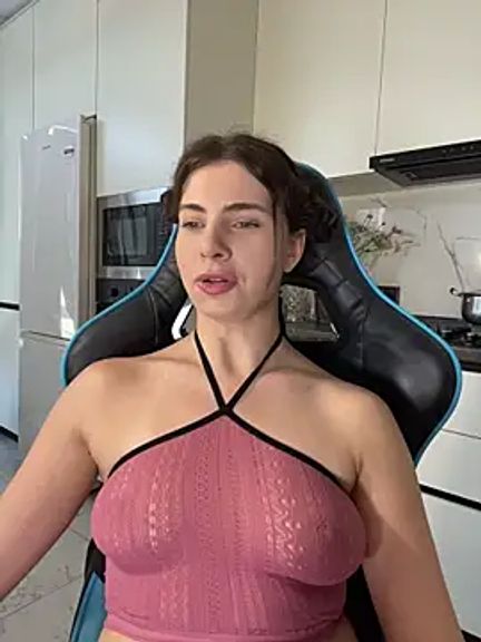 CurlyLara