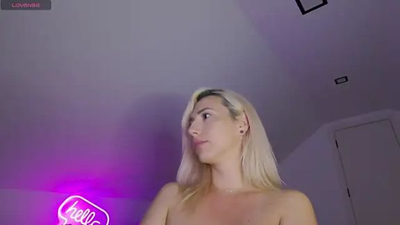 KhloeK