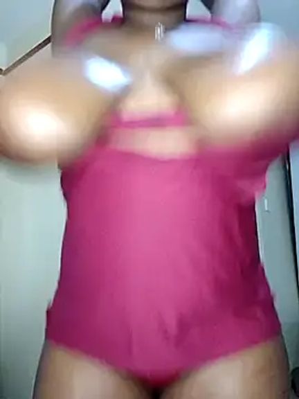 suckmyboobs12_