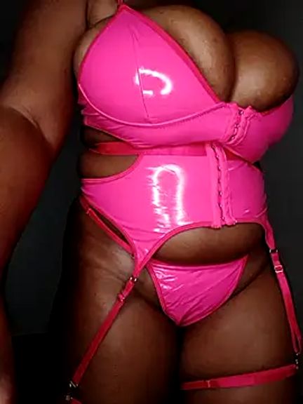 suckmyboobs12_