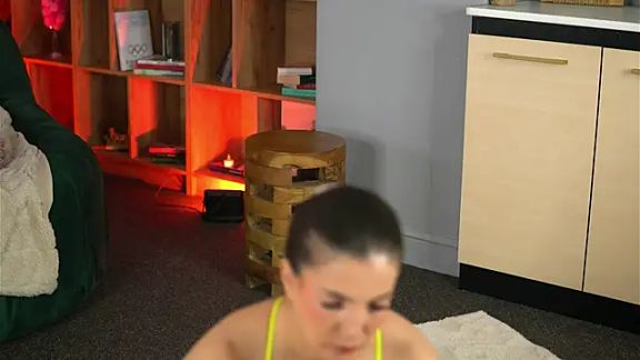 KellyMathews
