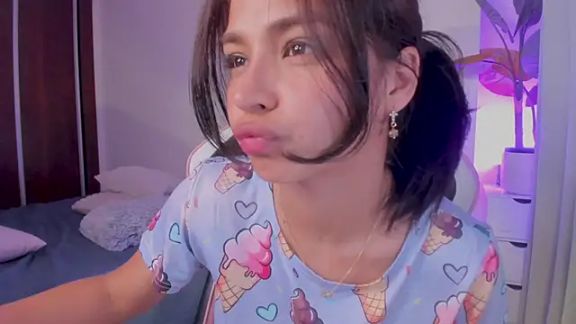 Adriennesexxx