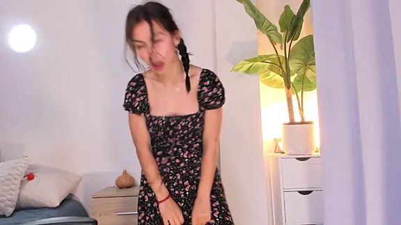 Adriennesexxx