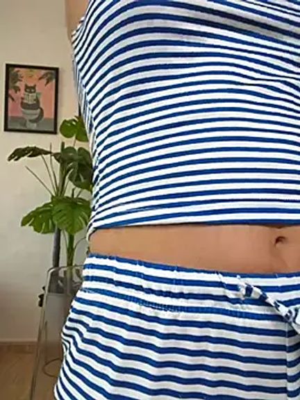 Adriennesexxx