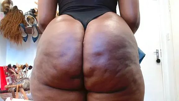 xTALLSEXYBUMx