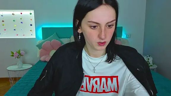 Little_moly999