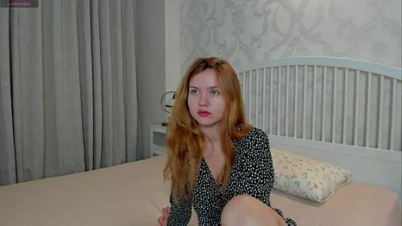 Eva__Lewis