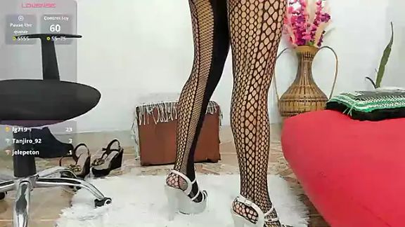Latin_Mature975
