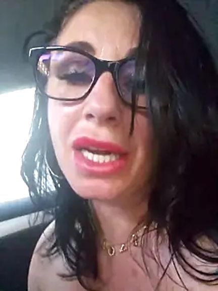 Eva_Pearl