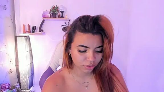Lucy_Strong