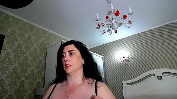 Evelyn_Shy