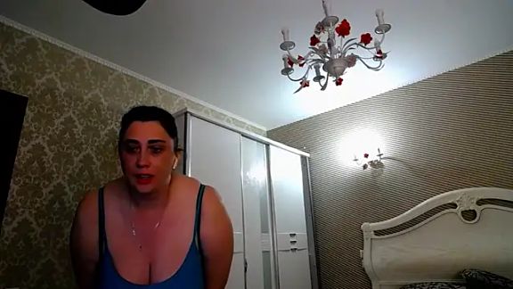 Evelyn_Shy