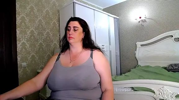 Evelyn_Shy