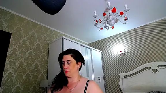 Evelyn_Shy