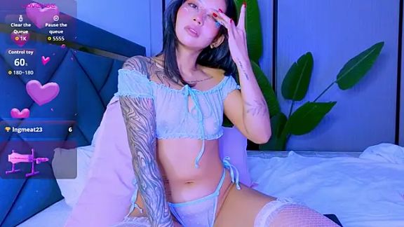 Mia_Tin