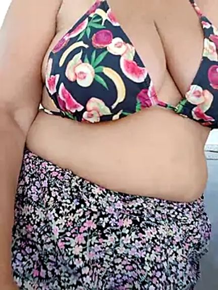 Milf-Ella