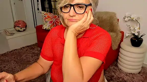 Milf-Ella