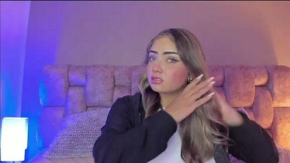 AnnyLopezz_
