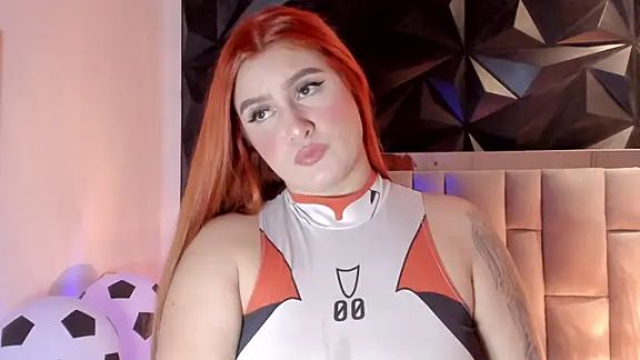 megan_whitee__