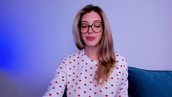 ms_Adelina