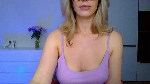 ms_Adelina