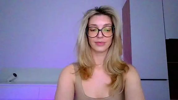 ms_Adelina