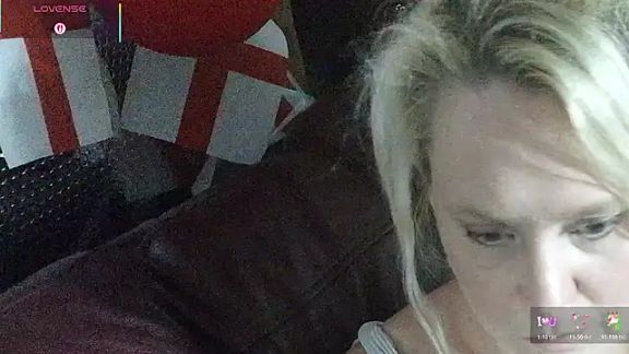 Bella_Squirts