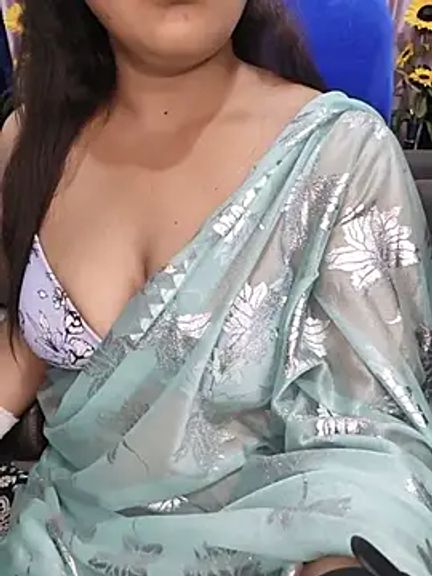 Curvy_Nayara