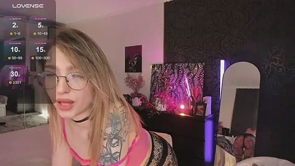 Annie_Leone
