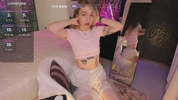 Annie_Leone