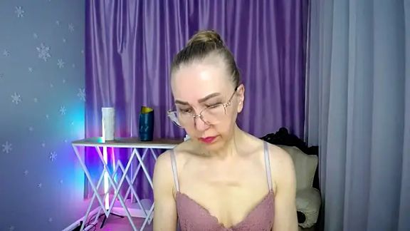 queen_a_n_i