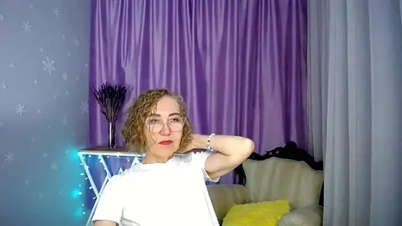 queen_a_n_i
