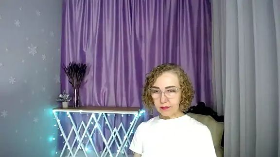 queen_a_n_i