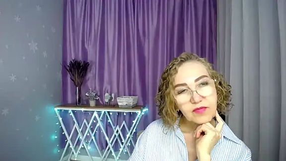 queen_a_n_i