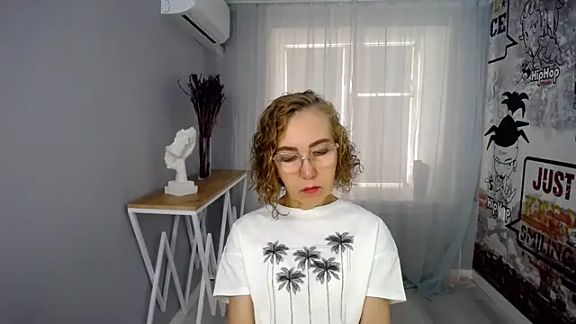queen_a_n_i