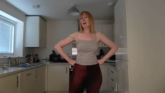 Anna_Raye