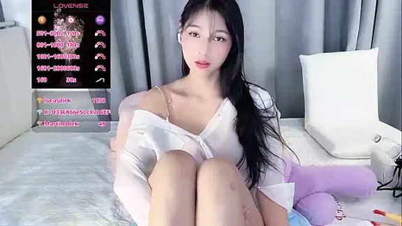 -Jolene-688-