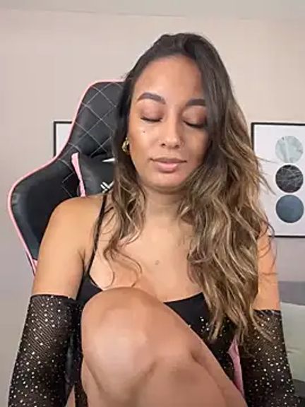 DianaHopson