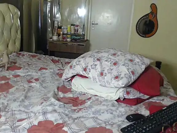 QueennLBee