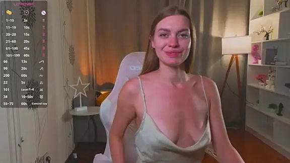 Lovella_Lips