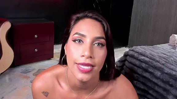 Zafira_Lmour