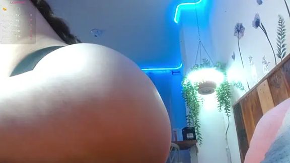 DaMikaela_