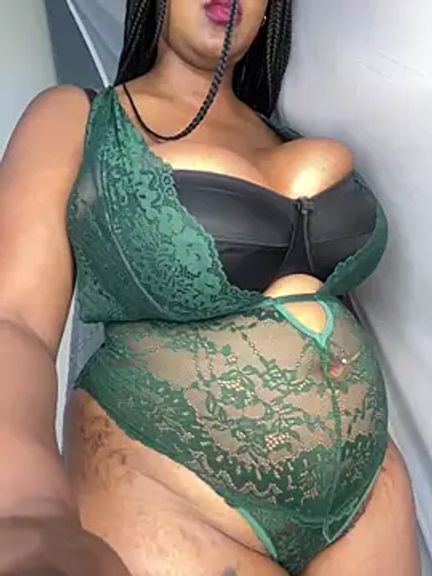sexyBoobies98