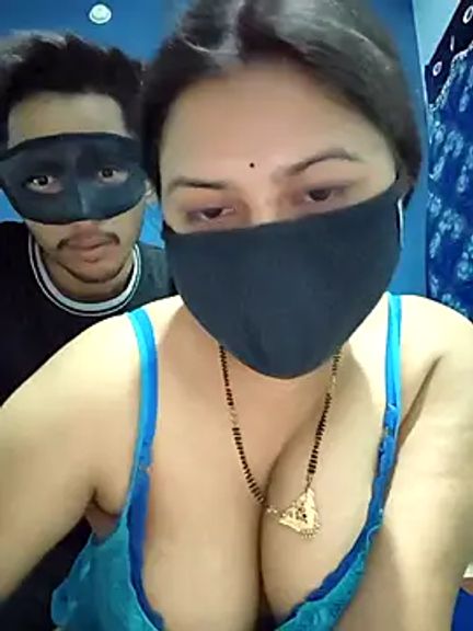 SassyWildCouple