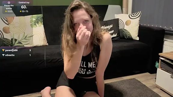 Eveline_Beauty_Kitty