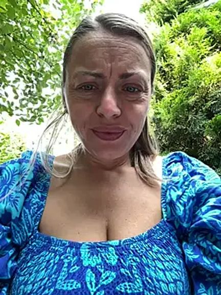 ladywithbigass